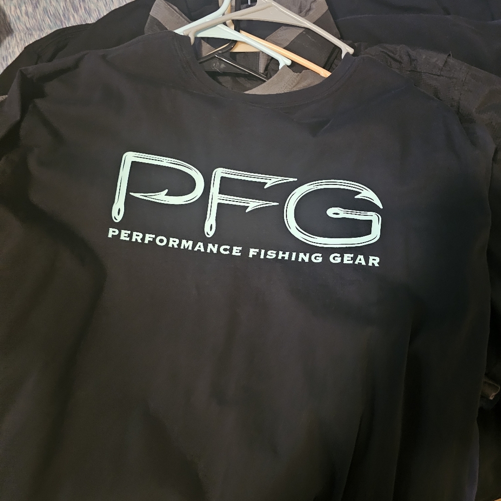Columbia PFG t shirt
